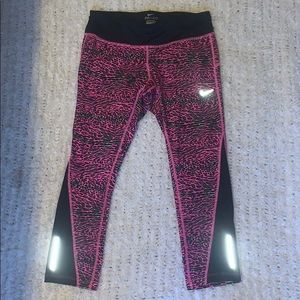 Nike Women’s Dri-Fit Leggings Pink Leopard Medium